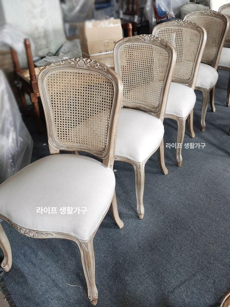 원목 라탄 의자 없이 라운지 카페 엔틱 등받이 체어 베이지화이트 패브릭 - 상세 이미지 2