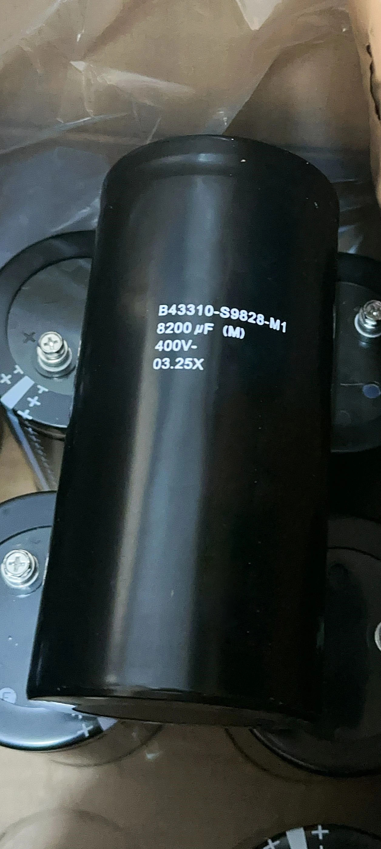 B43310-S9828-M1 전해 콘덴서 새