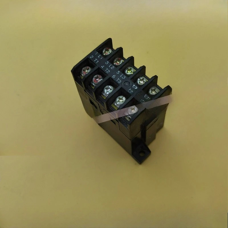 히타치 엘리베이터 부품 후지 컨택터 FC-0/G Z389A 3A1B/2a2b/3NO1NC DC48V