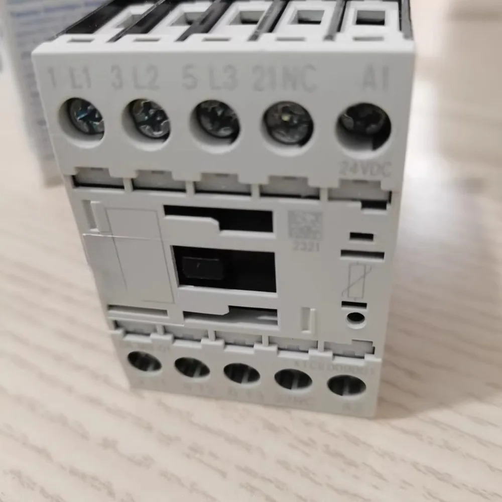 산 DILM9-0124VDC 소형 9A DC 24V 접촉기