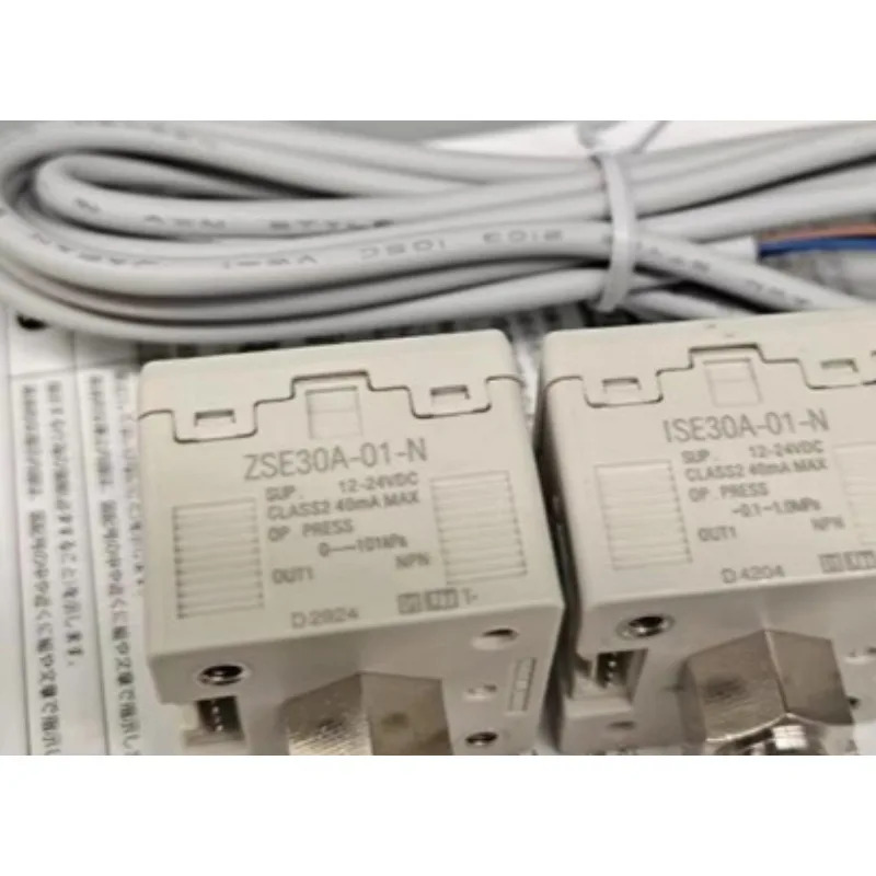 SMC 압력 스위치 부품 ISE35-N-25-LA ISE35-N-25-MLA ISE35-N-65-MLA