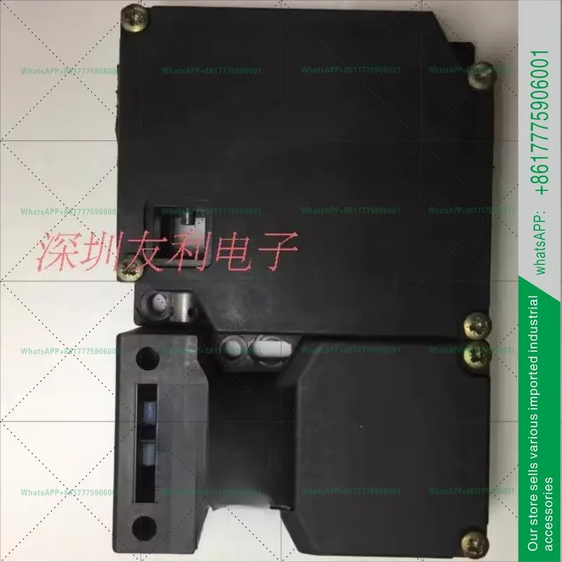 오리지널 전자기 안전 스위치 AZM160-23YRPK 24VDC/AC