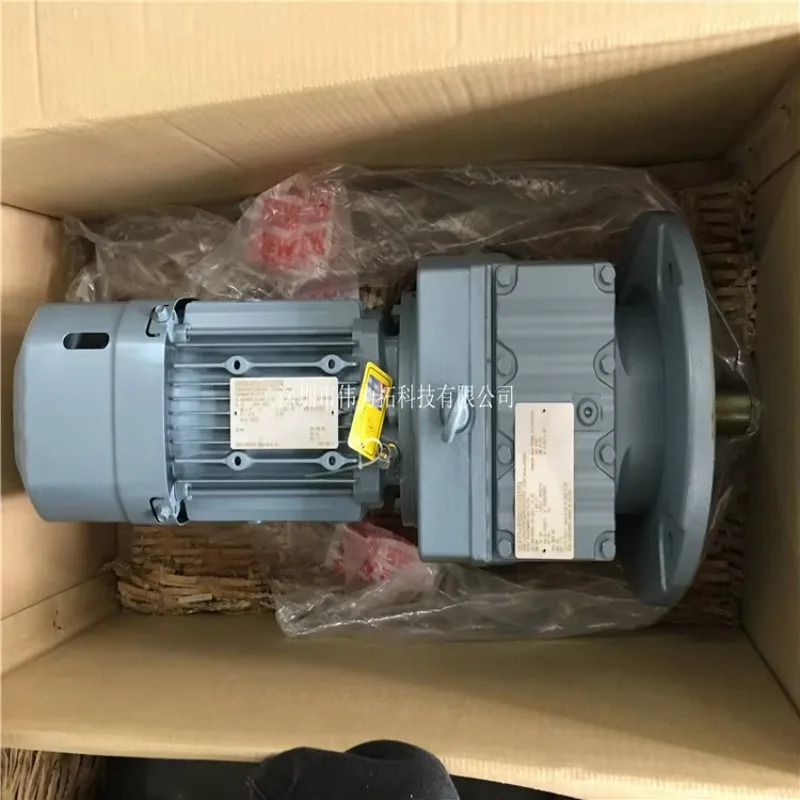 독일 SEW EURODRIVE 감속 모터 RF67 DRE80M4BE1HR 새 및