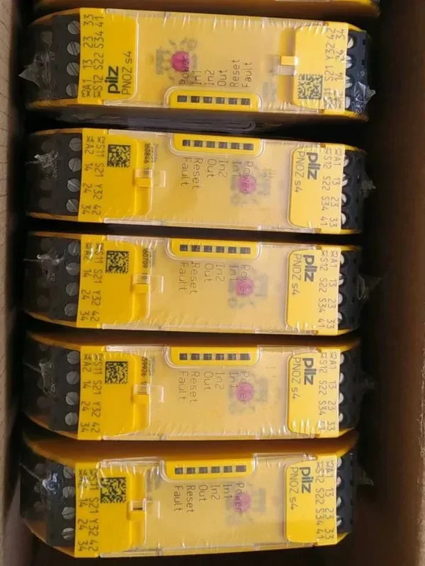 필츠 릴레이 PNOZ S4/PNOZ S3/ 750104 / 750103 /PNOZ S5/ 751105 1개