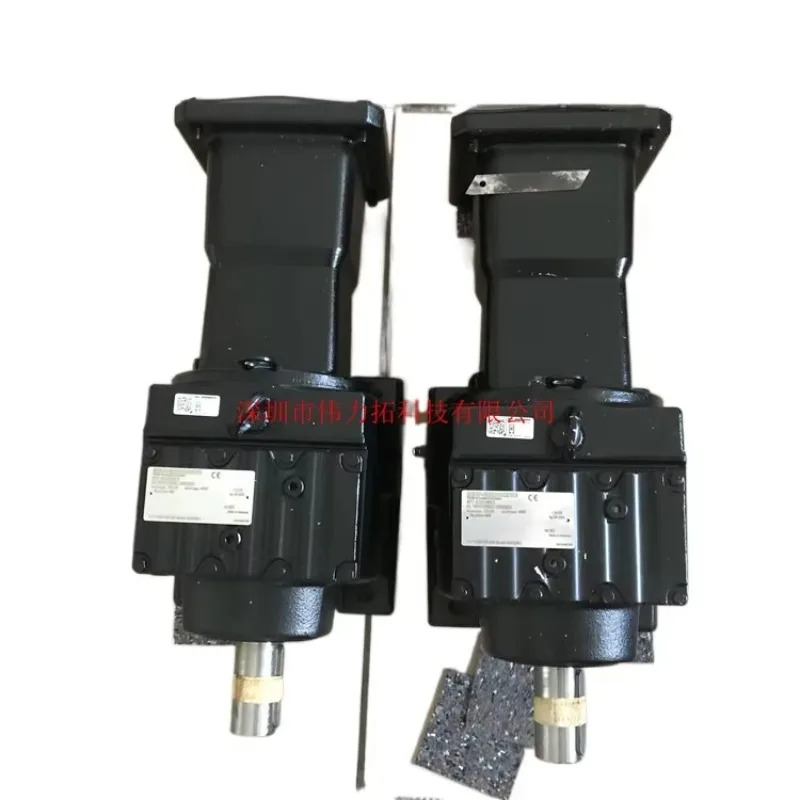 독일 SEW EURODRIVE R77 AQH190/3 새  평행축 커플링 감속기
