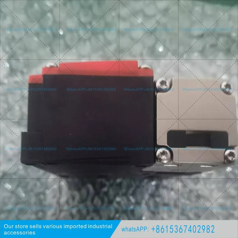095396 STM1A-222B024-M 아시넴 안전 스위치