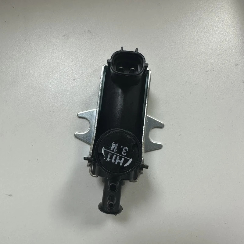 4JJ1 4JK1D-MAX 진공 솔레노이드 밸브 8-98116260-0 8-98116259-0 일본