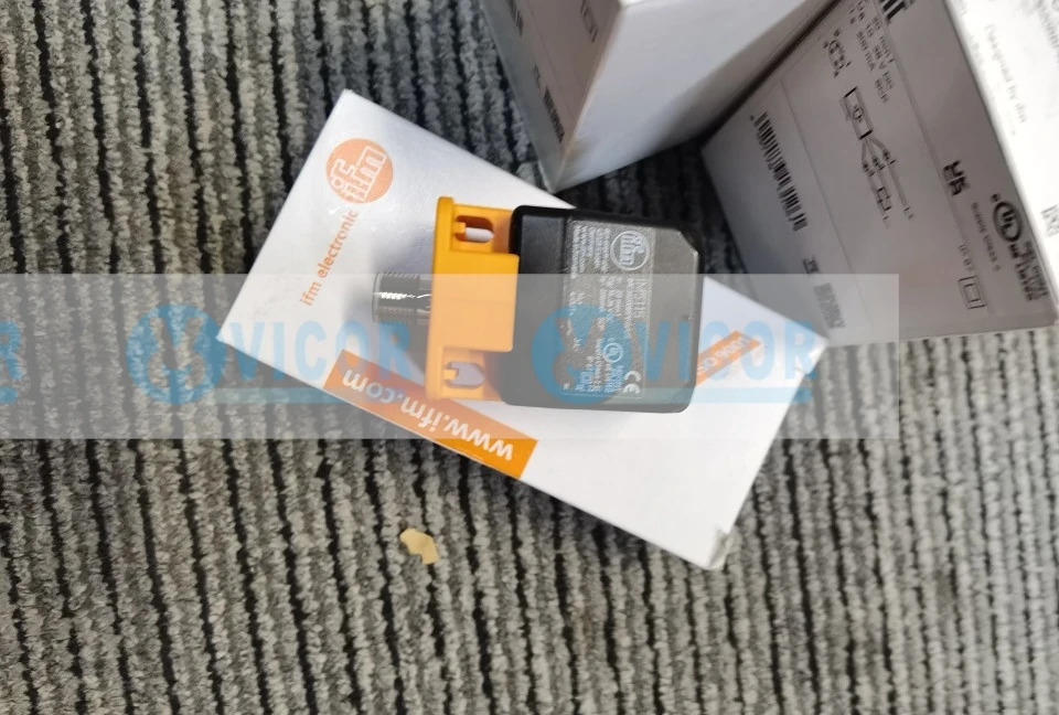 IFM IM5115 유도형 센서 40 54 mm 1036 V DC PNP