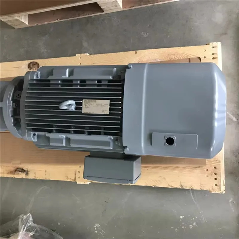 SEW EURODRIVE 독일 HK37 DRN80M4/BE1 0.75KW 베벨 기어 감속기 새
