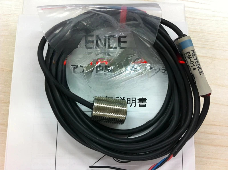 KEYENCE EM-014