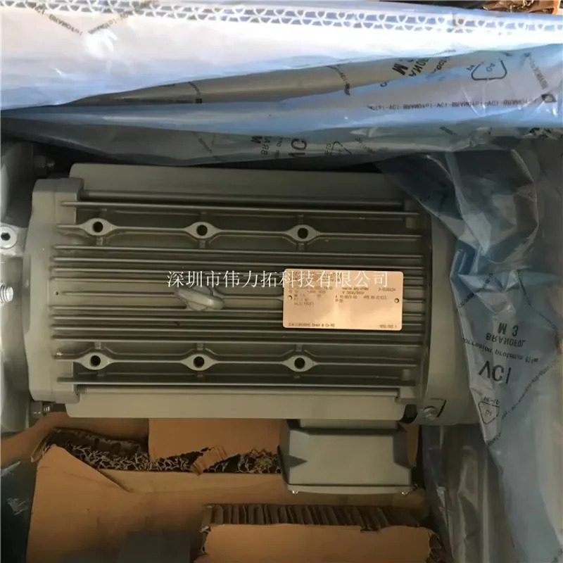 독일 SEW EURODRIVE 주파수 변환 감속기 R87 DRE132MC4 새 및