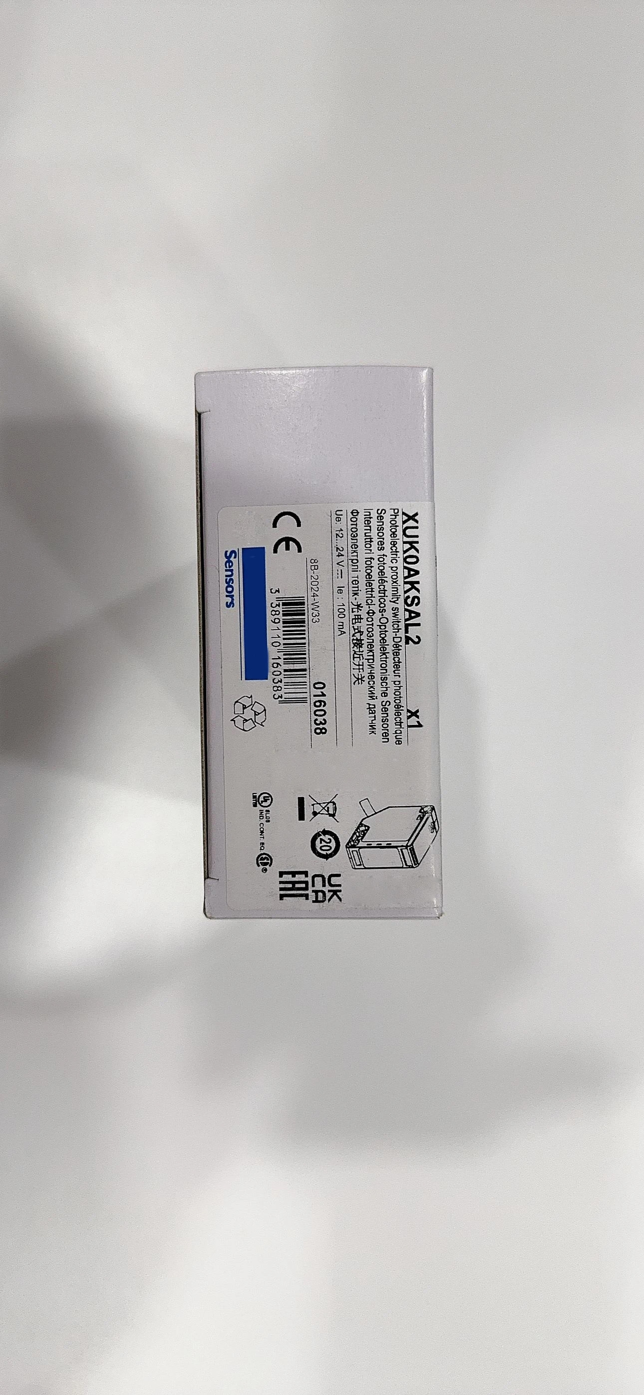 XUK0AKSAL2 적외선 감지 광전스위치