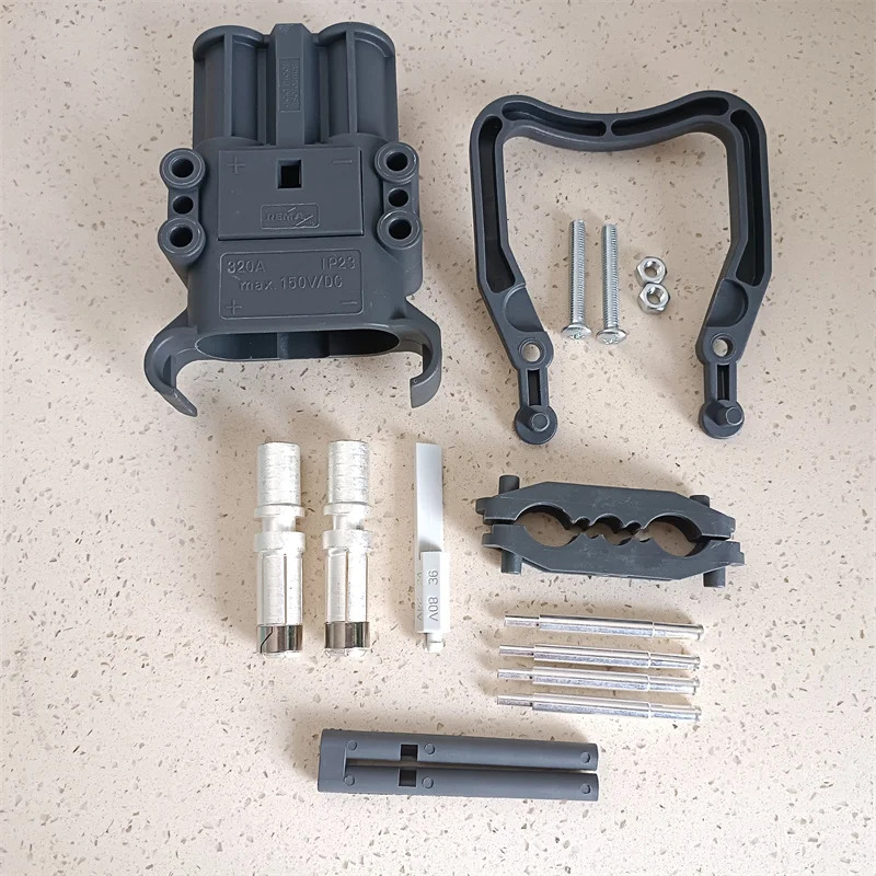 DIN320 DIN 320 320A 150V 암형 전원 커넥터 충전 플매트 카펫 러그 암페어 150 볼트 배터리 소켓 95601-05 95615-05