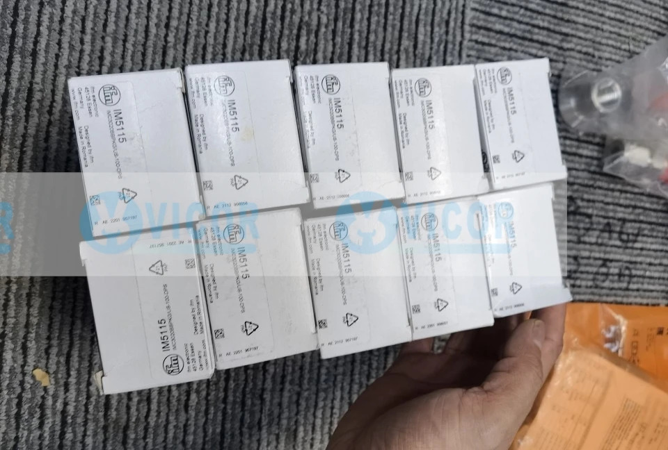IFM IM5115 유도형 센서 40 54 mm 1036 V DC PNP