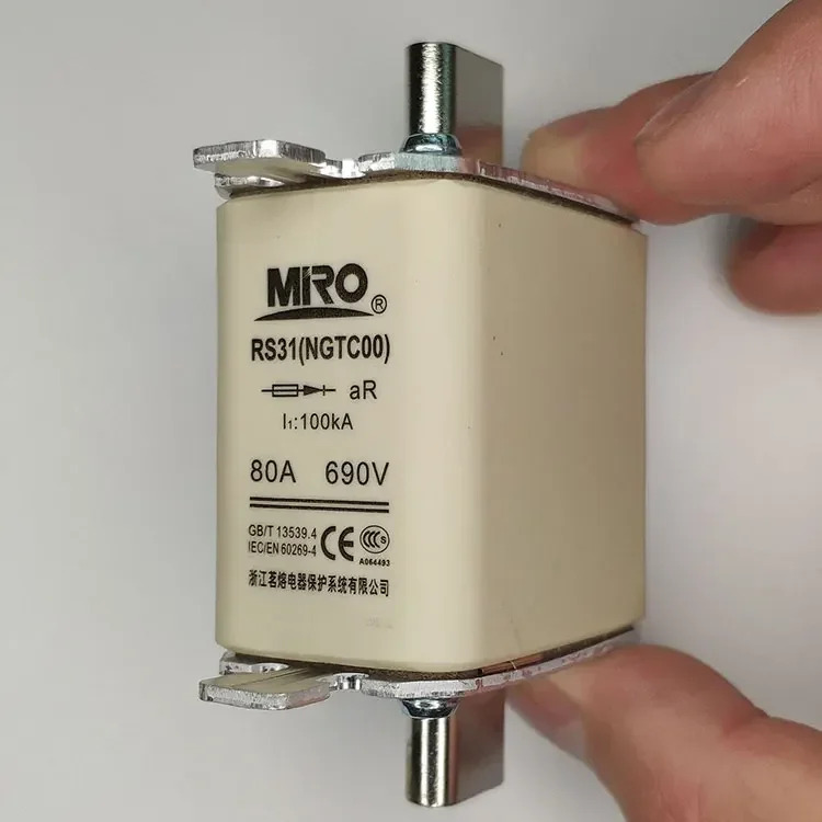 2PCS MRO 용융형 고속 퓨즈 NC00 RS31 100A 125A 160A 200A