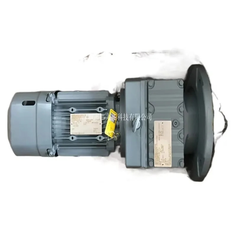 독일 SEW EURODRIVE 감속 모터 RF67 DRE80M4BE1HR 새 및