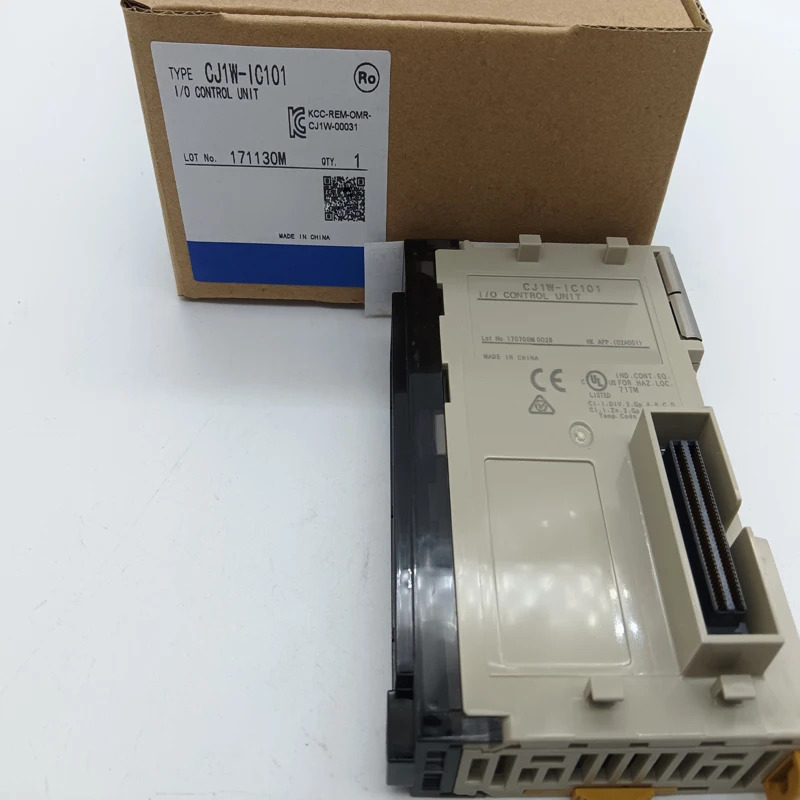 CJ1W-PA202 CJ1W-OD211 CJ1W-IC101 CJ1W-ID211 포장 오리지널 PLC 프로그래밍 컨트롤러