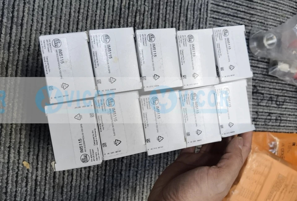 IFM IM5115 유도형 센서 40 54 mm 1036 V DC PNP