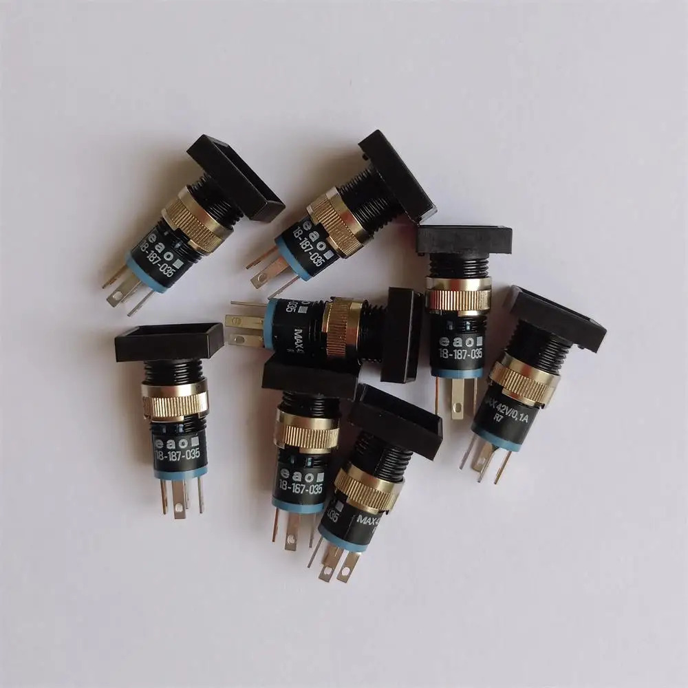 18-187.035 19X19mm 사각 헤드 EAO 푸시버튼 스위치 18-187-035