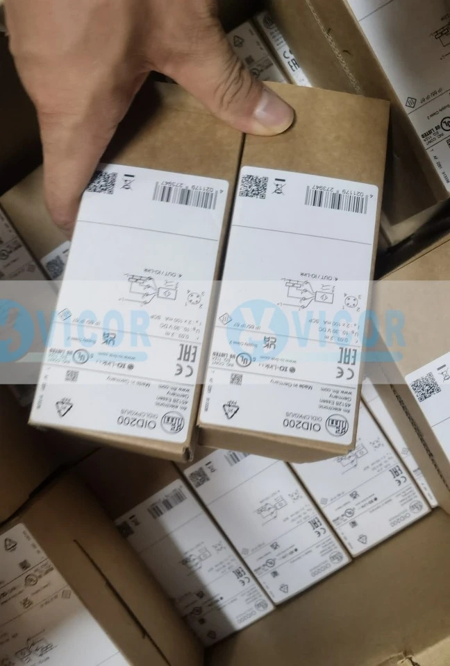 IFM OID200 원통형 레이저 거리 센서 10-30V DC 2  PNP M301.5