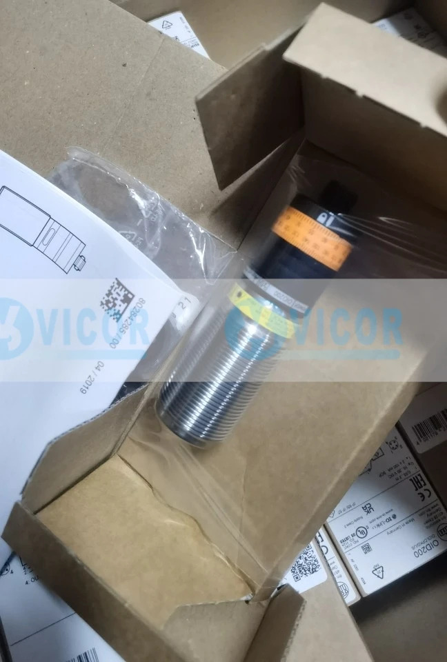 IFM OID200 원통형 레이저 거리 센서 10-30V DC 2  PNP M301.5