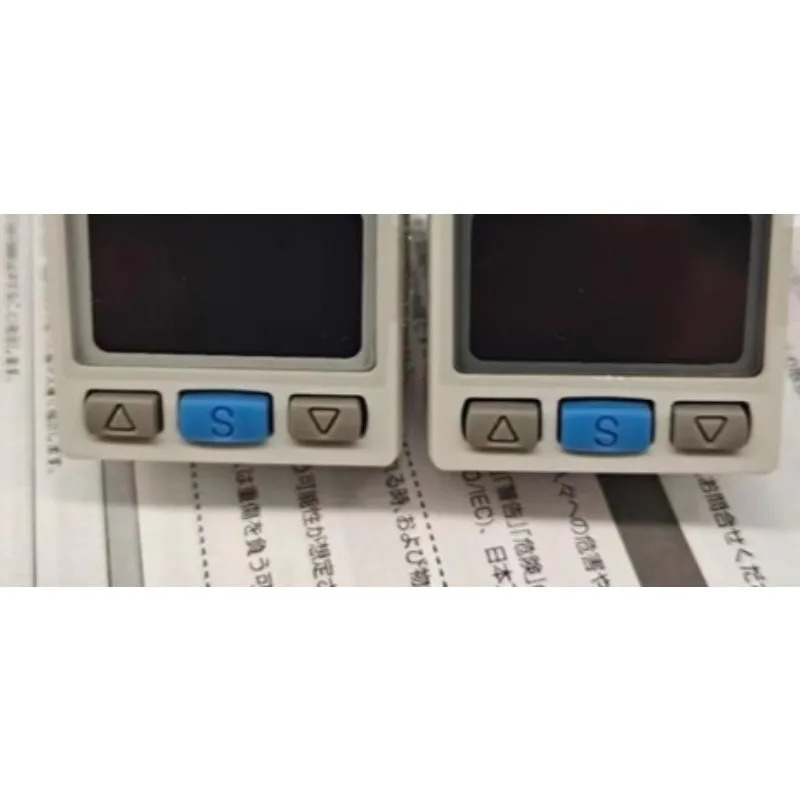 SMC 압력 스위치 부품 ISE35-N-25-LA ISE35-N-25-MLA ISE35-N-65-MLA