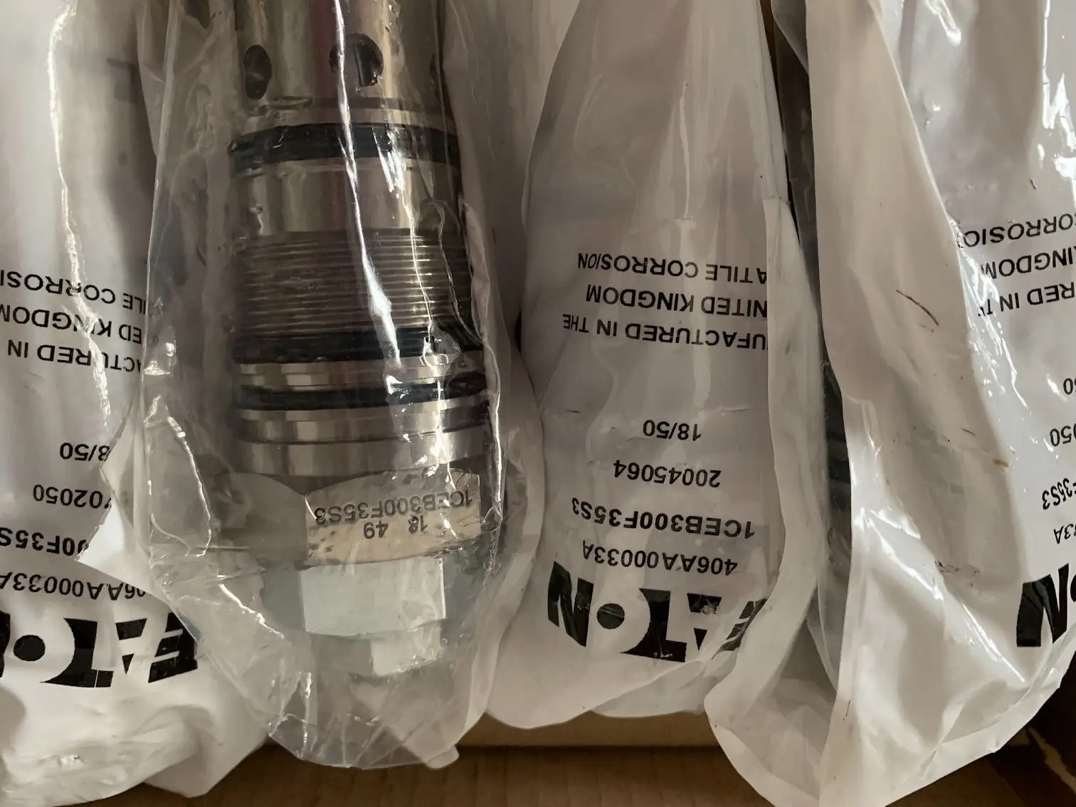 1CEB300F35S3 406AA00033A 카트리지 밸브 EA TON VICKERS IH HYDRAFORCE SUN HYDRAULICS
