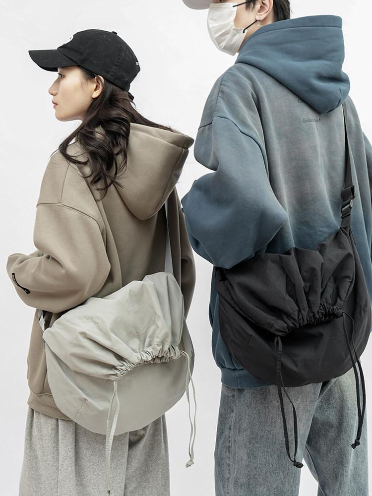 커플 대용량 접이식 크로스백 남녀공용 데일리 토트백 숄더백 - 상품 이미지