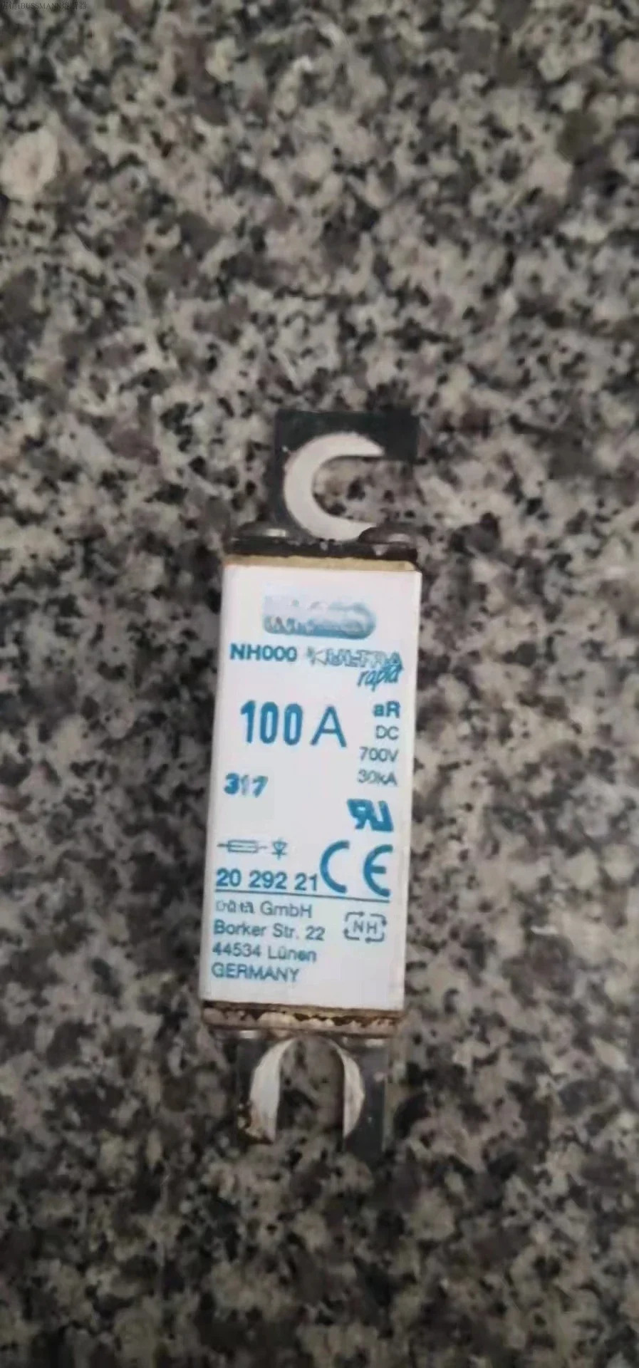 DC 퓨즈 NH000 100A DC700V 30kA 2029221  aR