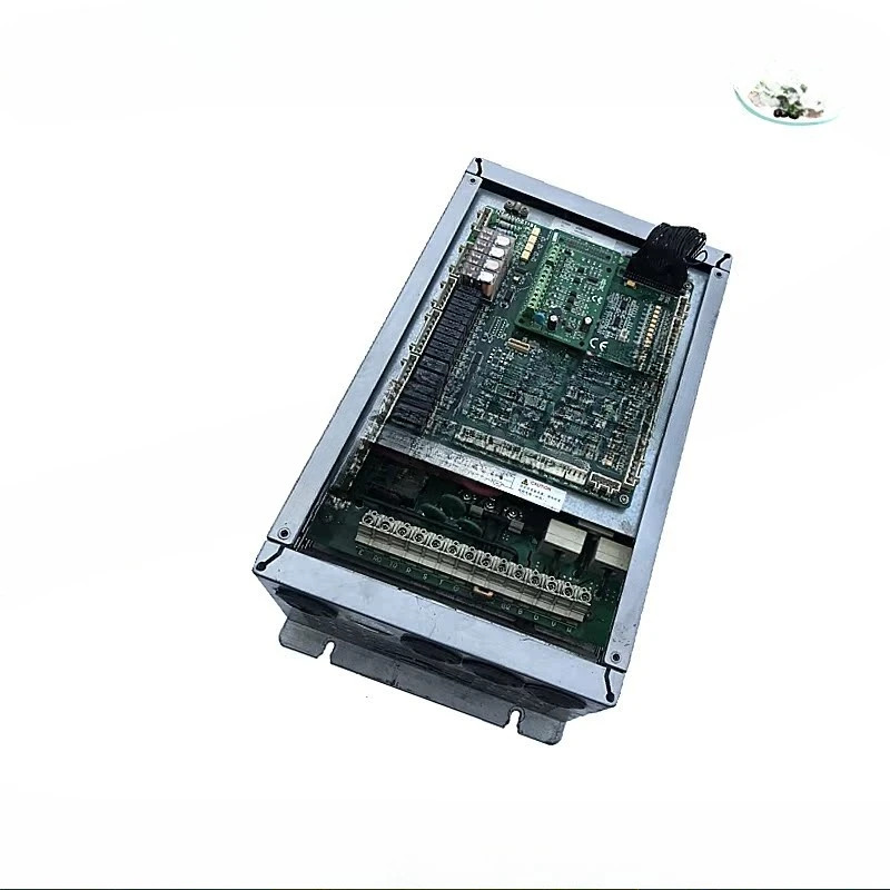 부품은 신품이다 올인원 기계 iAstar-s8 4018E-2 18.5KW 오샤 엘리베이터 인버터