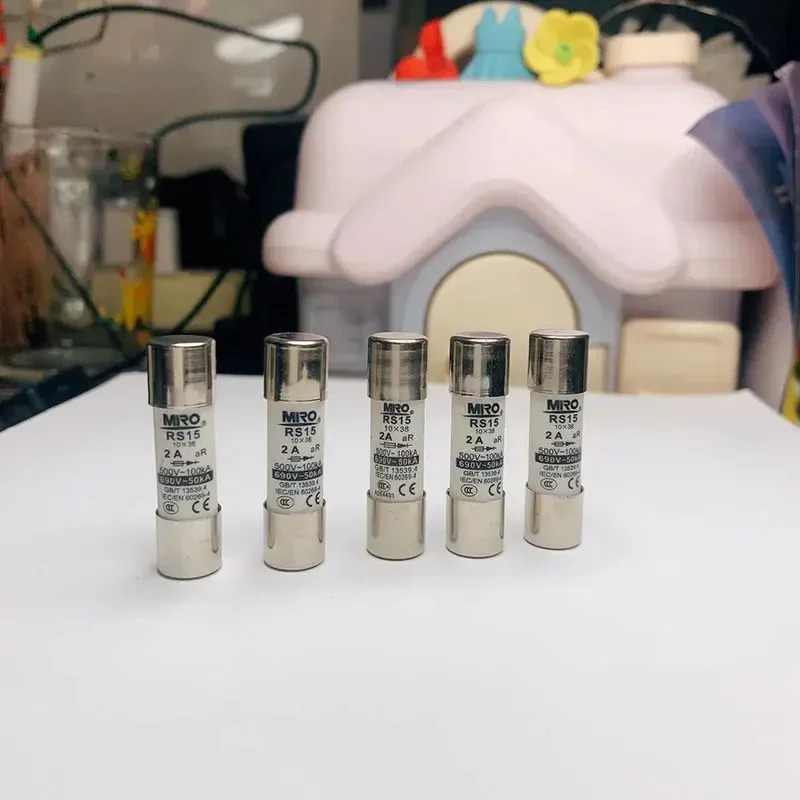 40pcs MRO Mingrong RS15 고속 퓨즈 코어 10x38 32A 6A