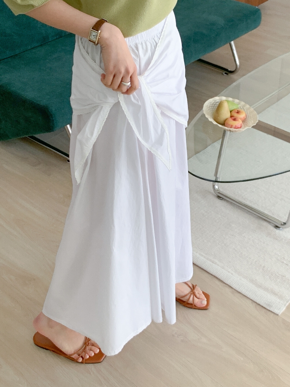 화이트롱스커트 A라인 훌 플레어 밴딩 롱 스커트 - 상세 이미지 5