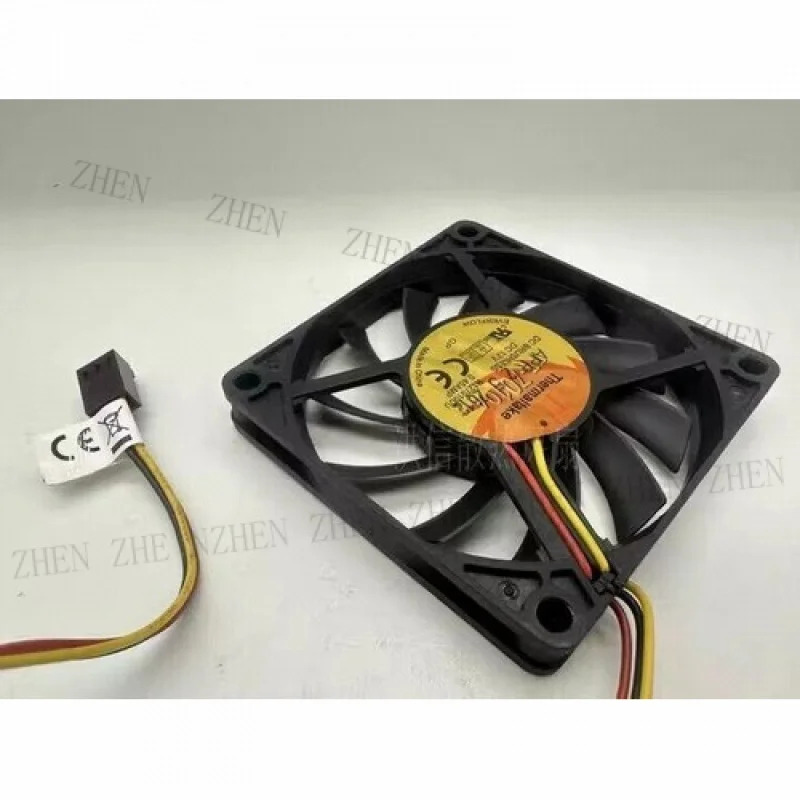 써멀테이크 TT-7010A R127010DU DC12V 0.45A 3핀 쿨링 팬Y