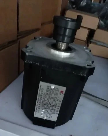 심양 CNC 공작 기계 CAK3665 CAK4085 공구 프레임 모터 SLD90-4 YLJ50D