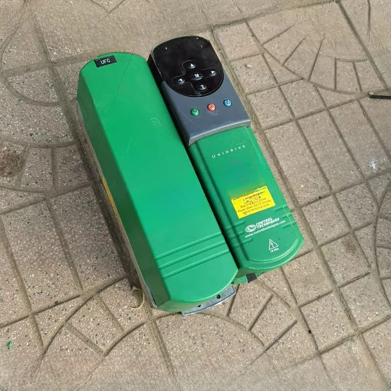 엘리베이터 부품 에머슨 인버터 UN12403 LFT 11KW 오리지널
