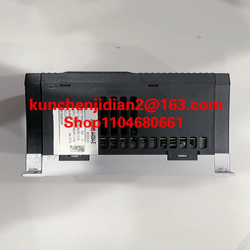 3GX2-A2110-V2 3GX2-A4022-ZV1 3GX2-A4110-ZV1 3GX2-A4004-ZV1 3GX2-A4055-E 3GX2-AB002-EV2 오리지널 주파수 변환기