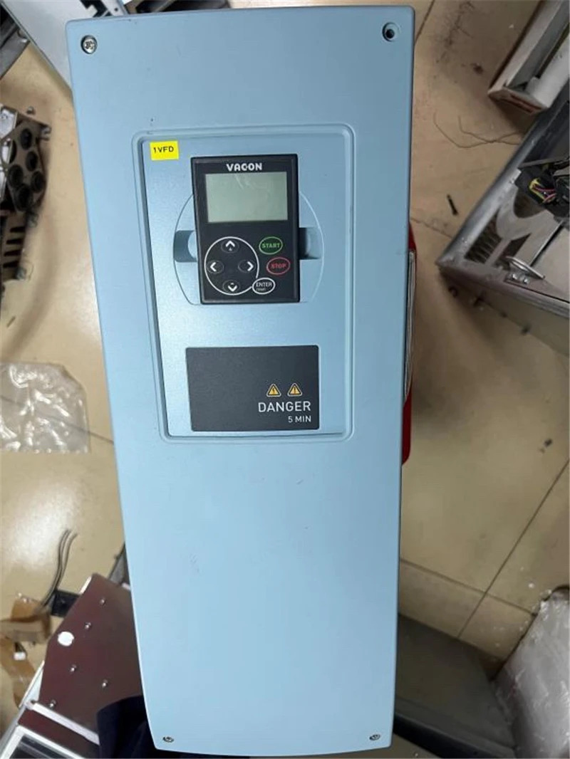 Vacon NXL00385C2H1SSS00AA 38A 18.5KW 주파수 인버터새 특급