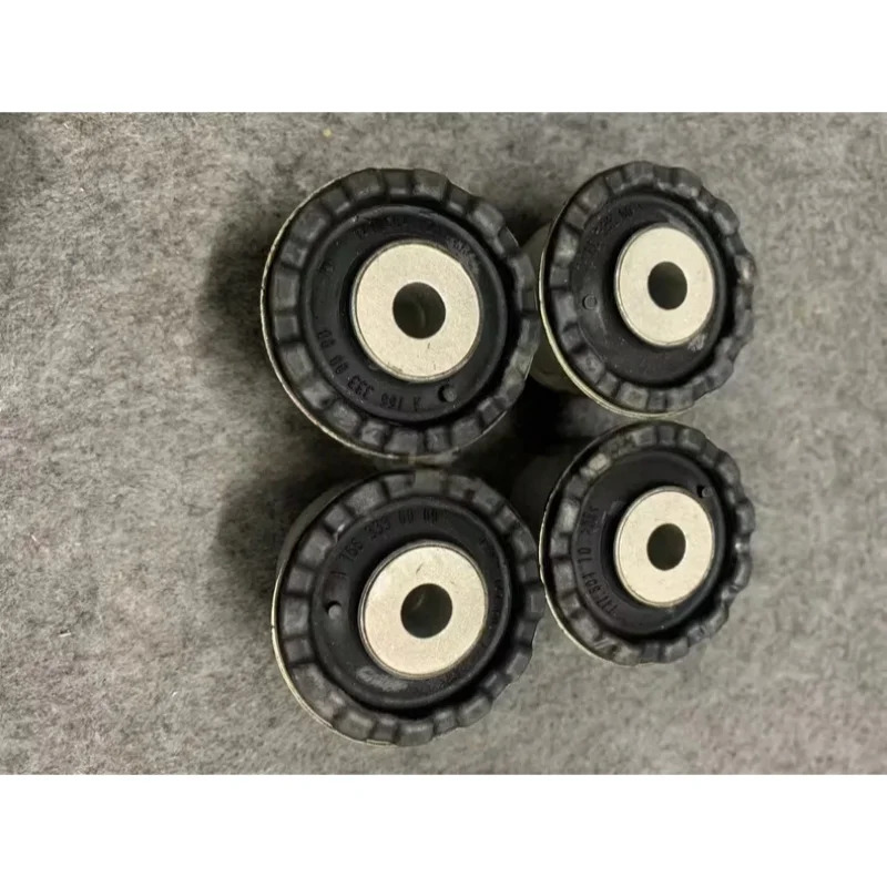 메르세데스 오리지널 w164 w251 w292 w166 GLE400 ML250 R350 GLE500 GLE43 A1663330000 1663330714 상부 컨트롤 암 고무 슬리