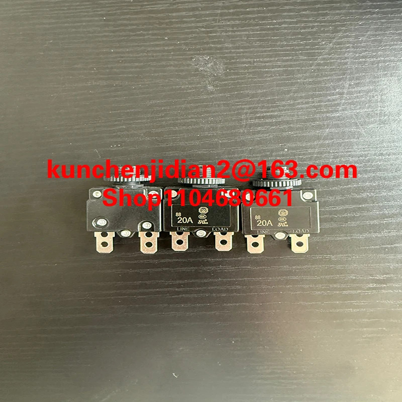 RU80D-M18M-LIU8X2-H1141 오리지널 초음파 센서