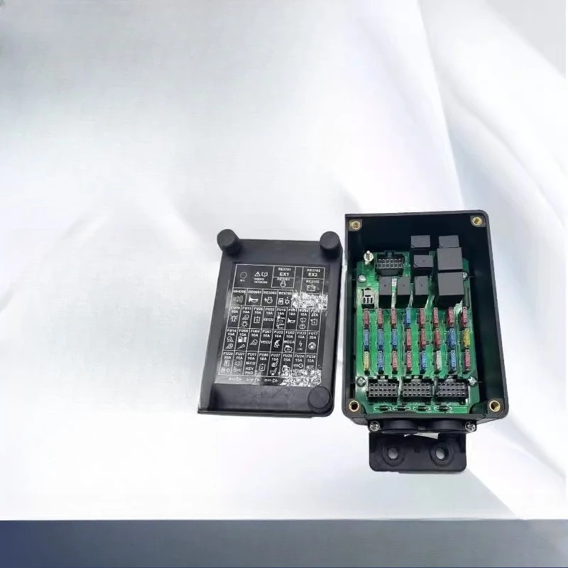 굴삭기 부품 볼보호환 WOLVO 전원 스위치 퓨즈 마스터 VOE14726294 EC210D