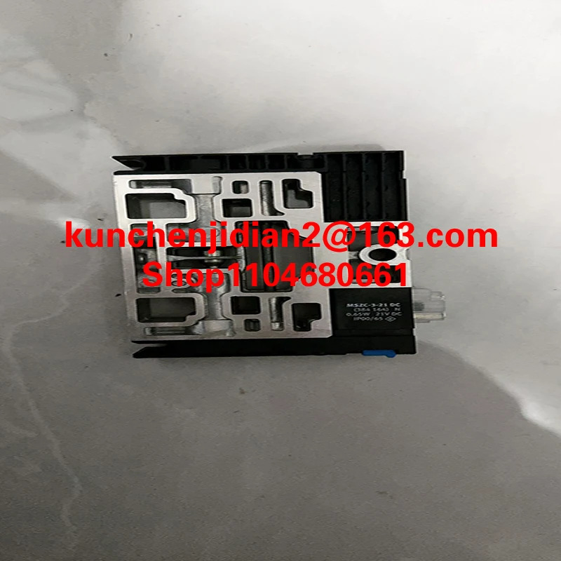 RU100-M30-AP8X-H1141 오리지널 초음파 센서