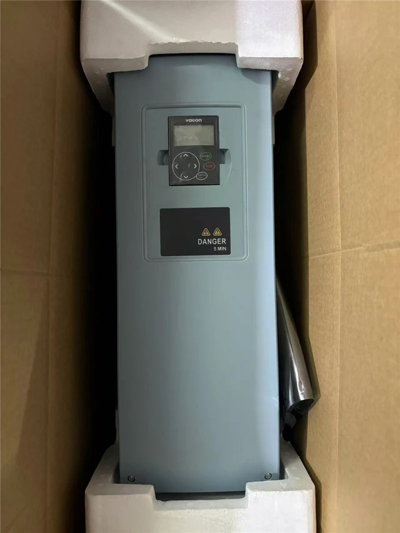 Vacon NXL00385C2H1SSS00AA 38A 18.5KW 주파수 인버터새 특급
