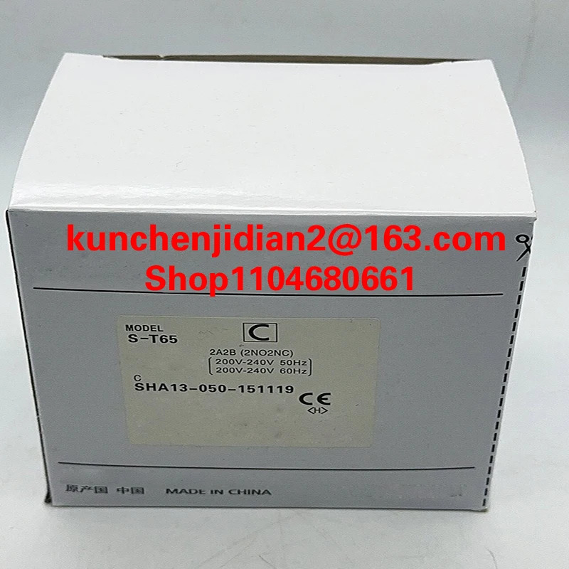 ACS355-03E-23A1-4 ACS880-01-018A-7 ACS355-01E-02A4-2 ACS550-01-125A-4 ACS550-1-59A-4 신품 주파수 변환기