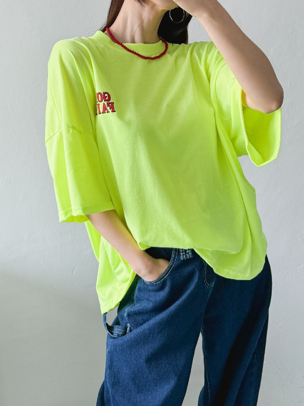 여성 빅사이즈 반팔티 박스 레터링 나염 롱 반팔 티셔츠 이미지 7