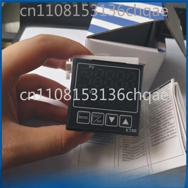 오리지널 AKT4R1111001 온도 조절기