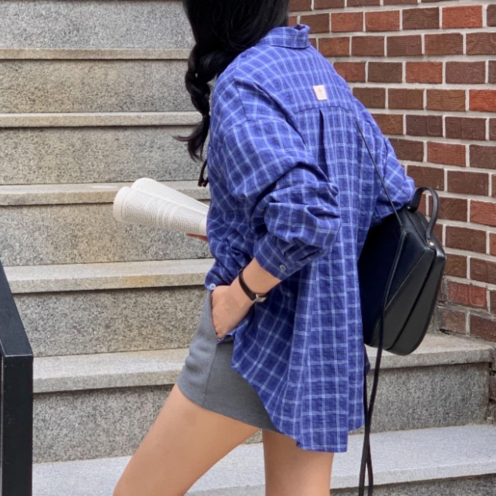 라벨 체크셔츠 오버핏셔츠 박스 루즈핏 봄 가을 블루 - 상품 이미지