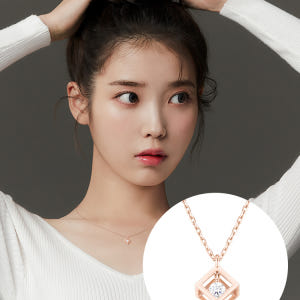 [판매BEST][아이유 PICK] 제이에스티나 J CUBE 탄생석 목걸이... 솔직 후기 | 실사용자 리뷰 분석 - 상품 이미지 1