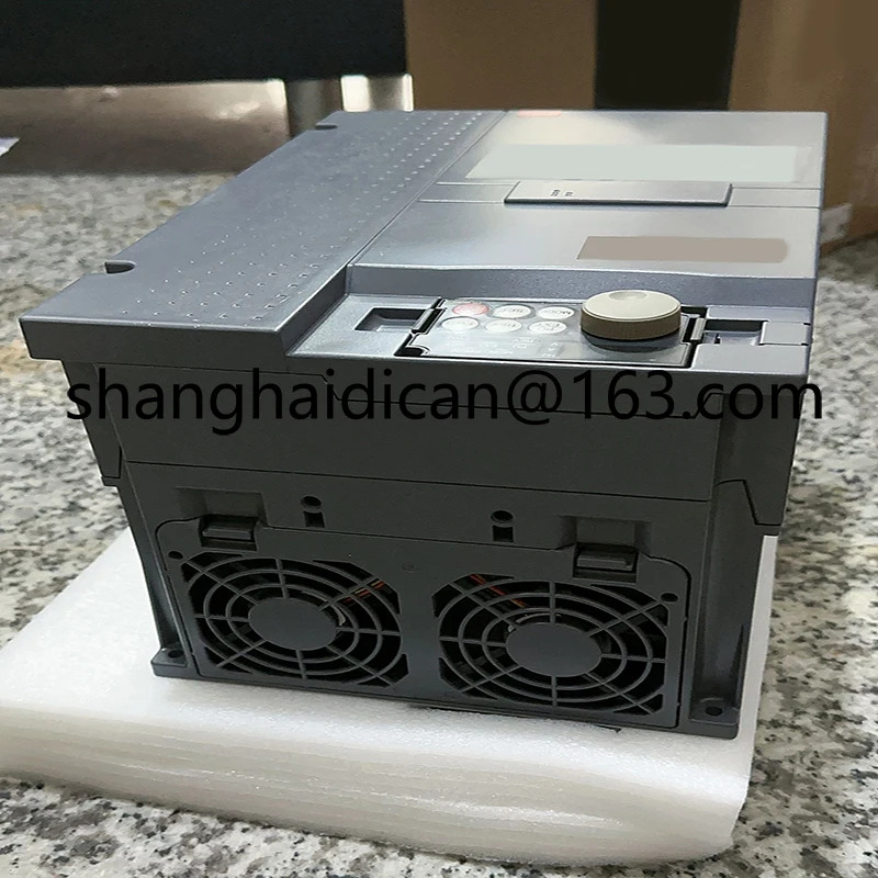 FR-D720S-042-NA 주파수 변환기 서보모터 드라이버