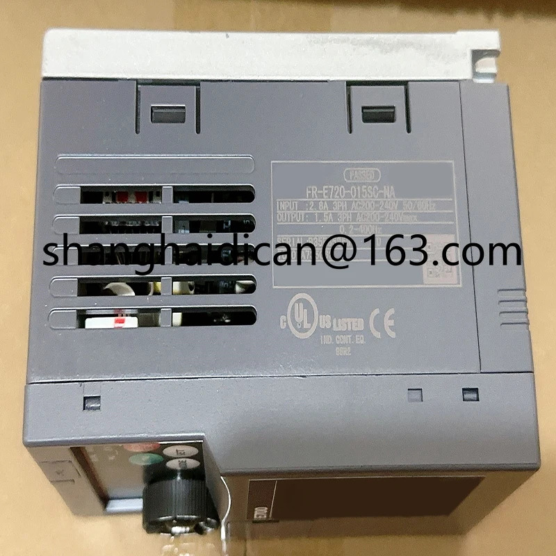 FR-D720S-042-NA 주파수 변환기 서보모터 드라이버