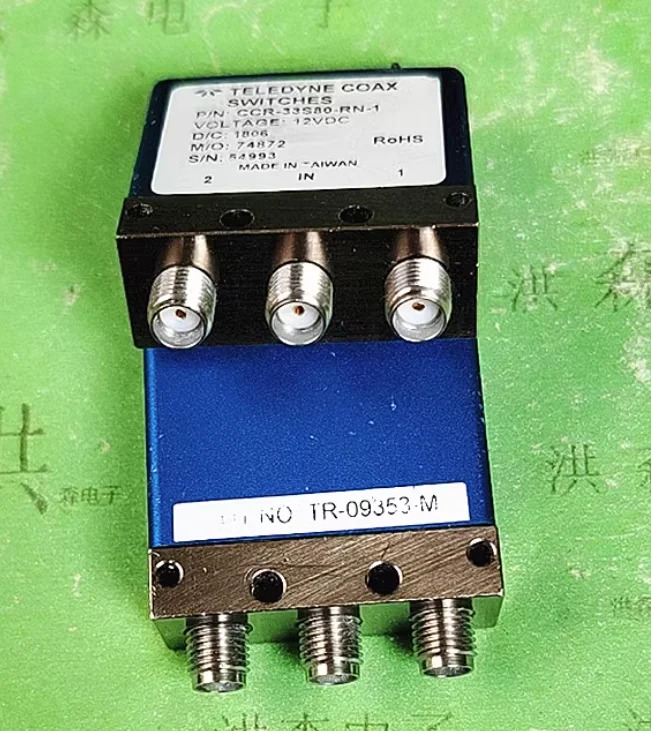 CCR-33S80-RN-1 SMA 단극 이쓰로우 스위치 12V DC-18GHz